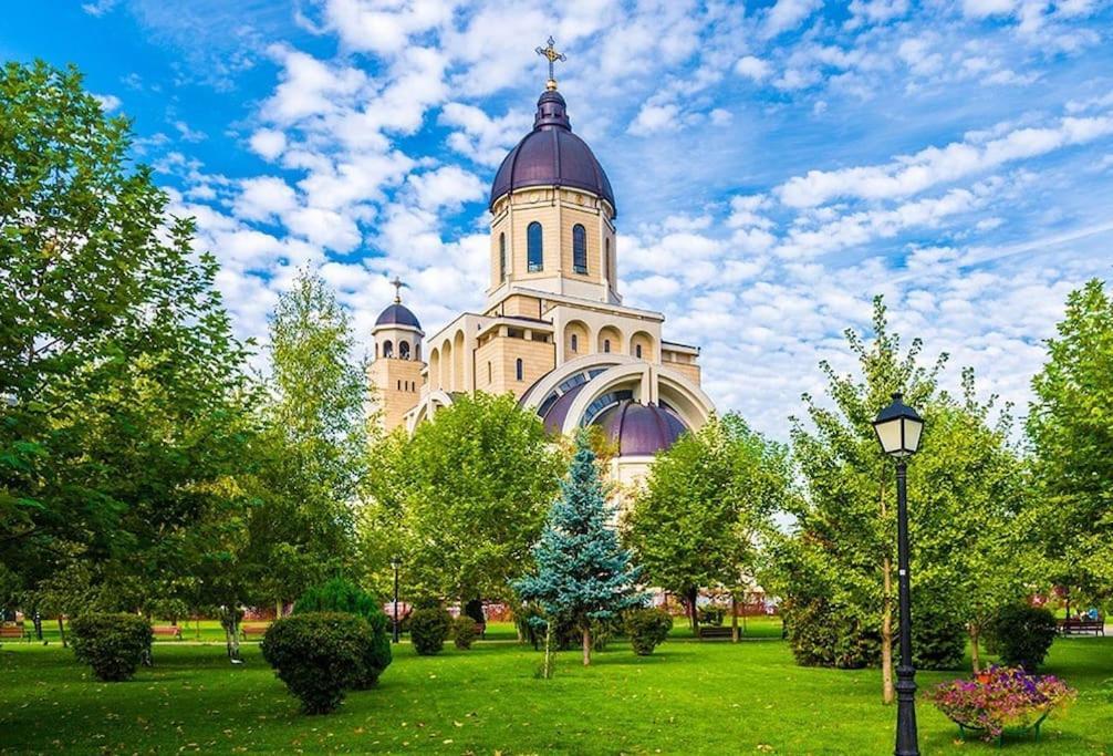 Ultracentral,Parcul Catedralei,Apartament 2 Camere Bacău Exteriör bild